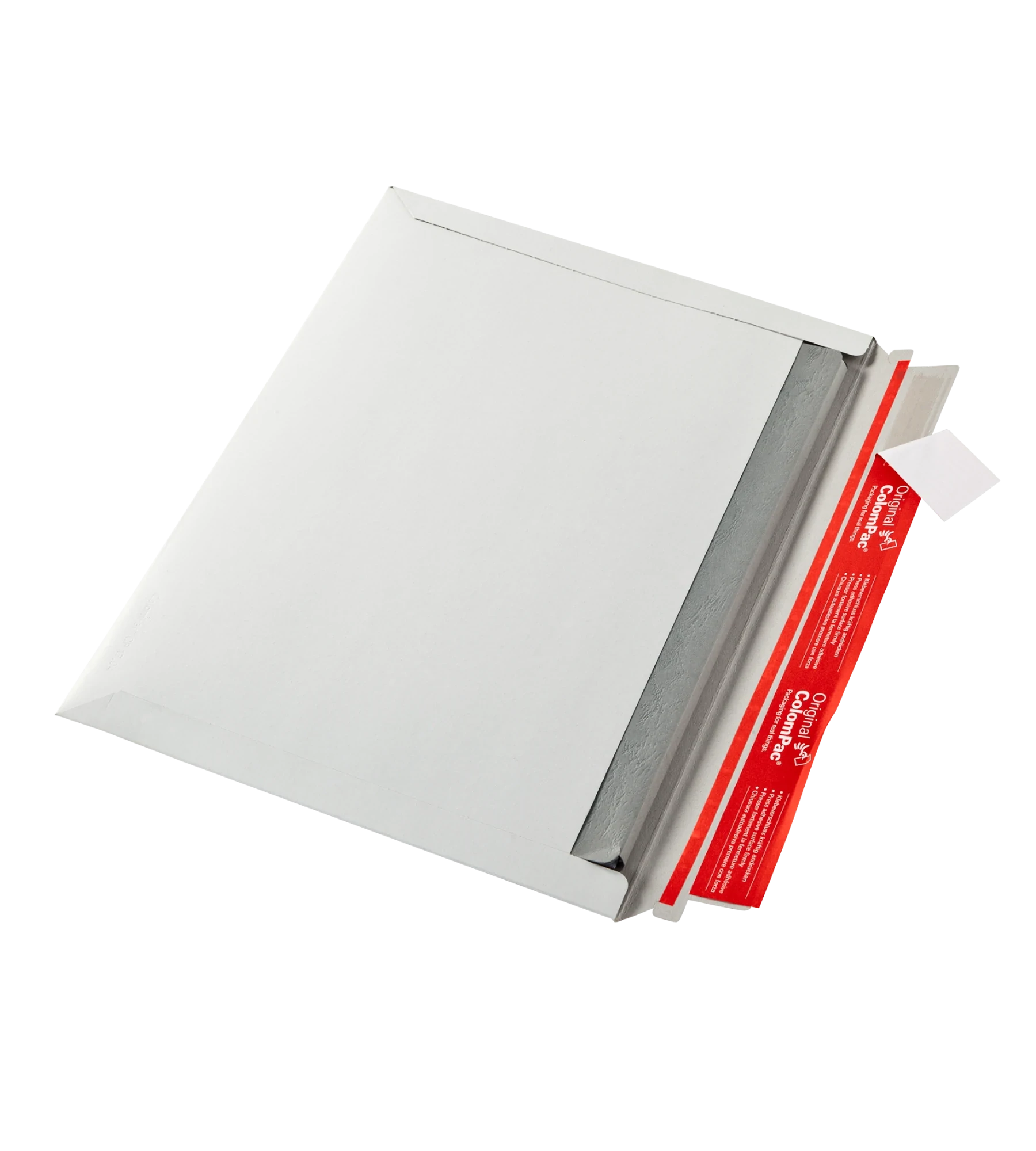 Weiße Versandtasche mit roten ColomPac-Selbstklebeverschluss an der Verschlusslasche, die sich an der Querseite befindet.